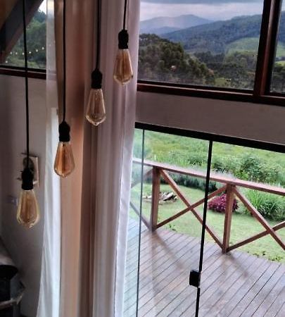 Chale Com Vidros E Hidromassagem Villa เซาเบนโตโดซาปูไค ภายนอก รูปภาพ